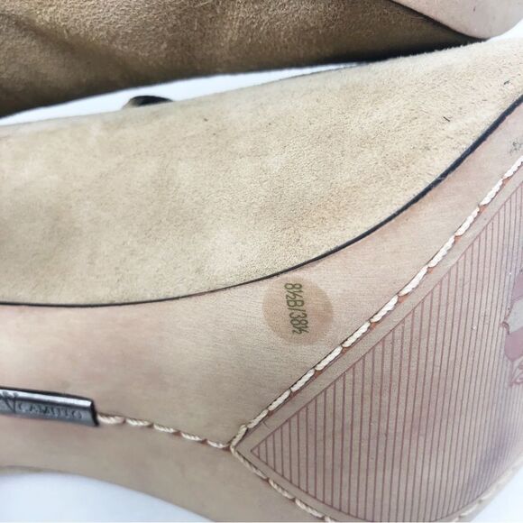 VINCE CAMUTO | Marcia Almond-Toe Ruffle Top Tan Suede Heels Women’s Size 8.5 - Picture 11 of 12